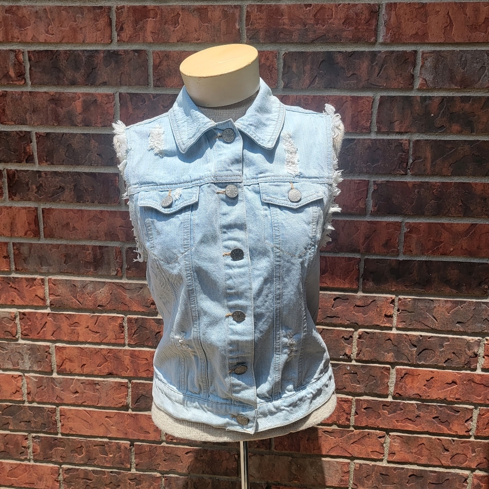 Women's BDG Urban Outfitters Light Blue Distressed Denim Vest Size Small